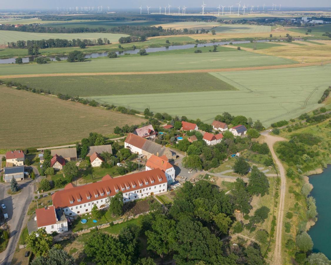 Hotel Rittergut Droeschkau Droschkau Esterno foto